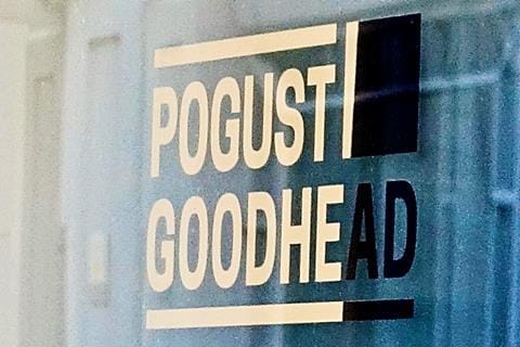 124627_pogustgoodheadsign_73863